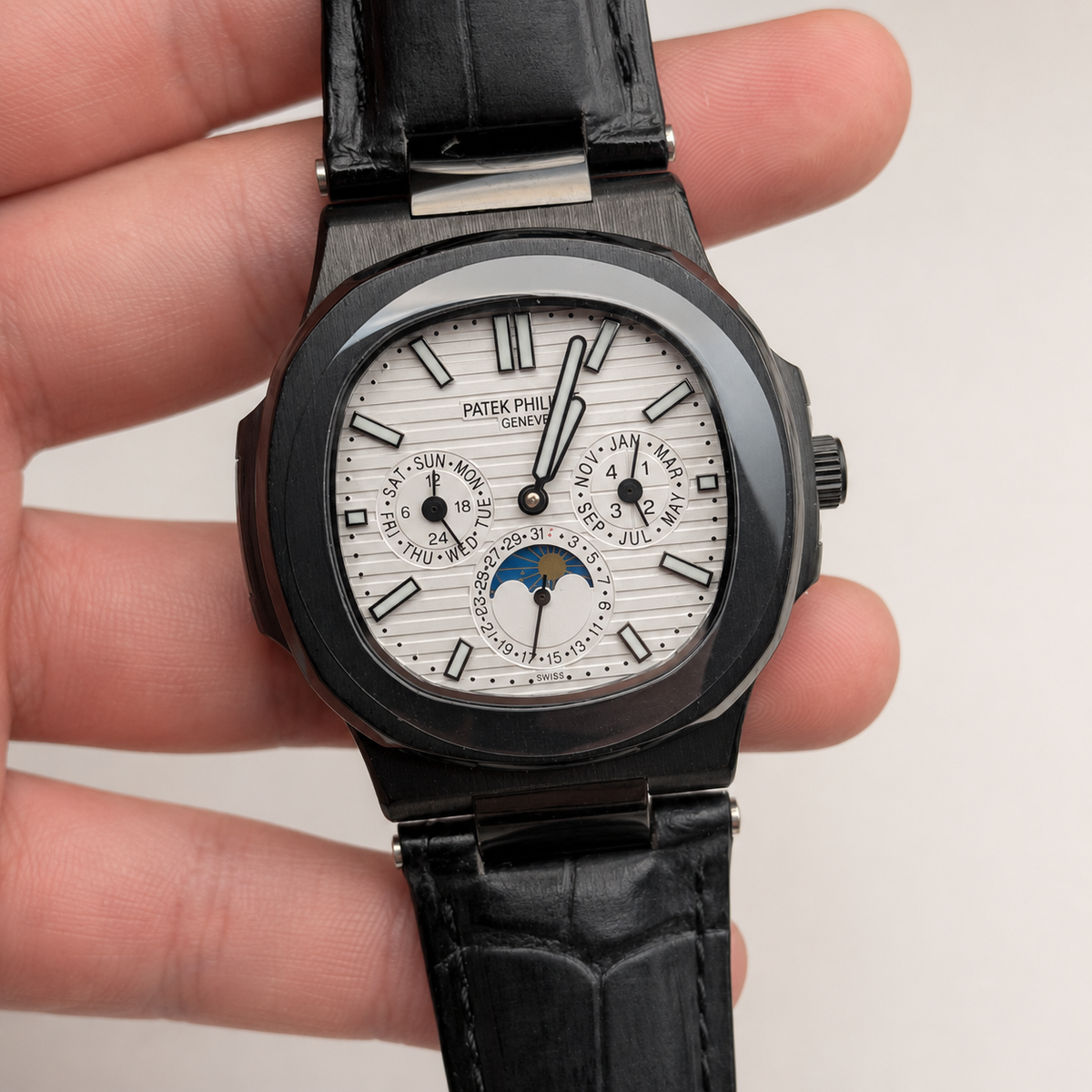 PATEK NAUTILUS CUERO GENUINO NEGRO