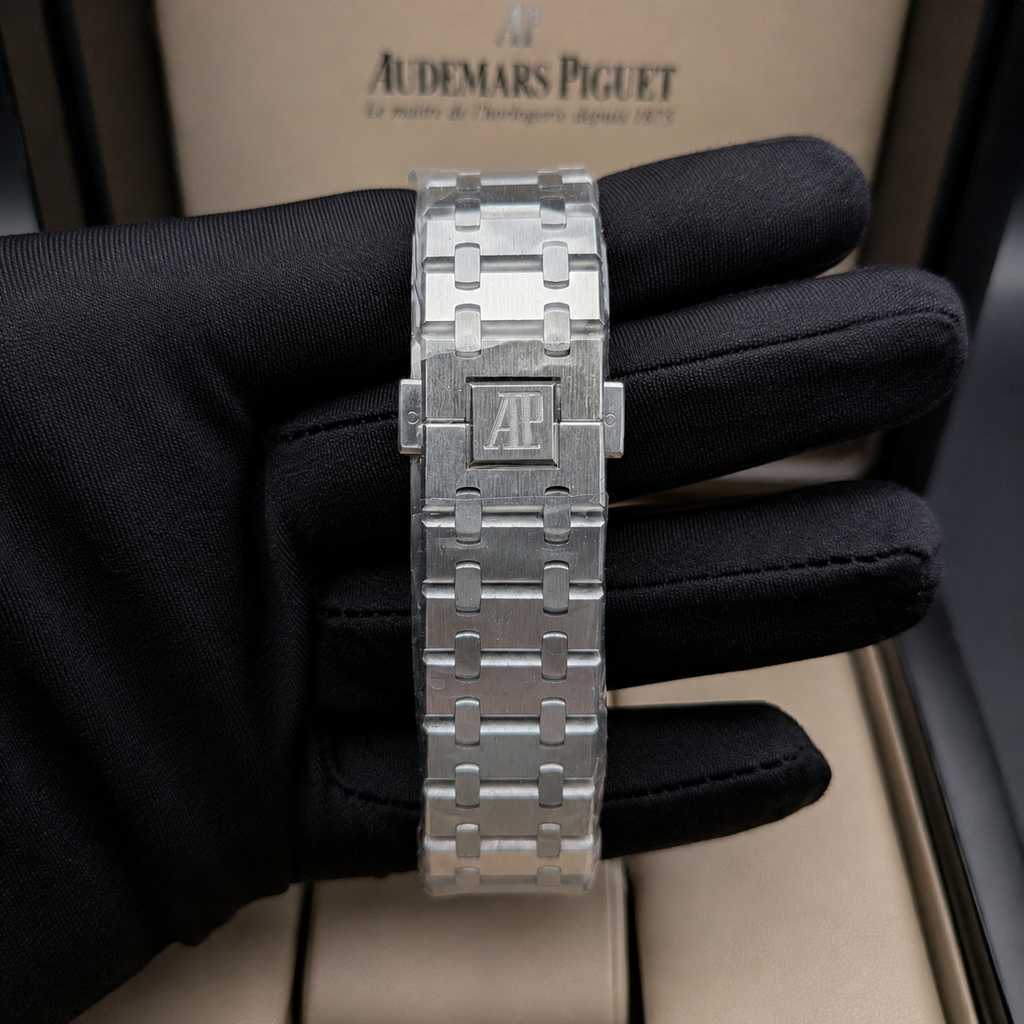 AUDEMARS PIGUET ROYAL-WHITE GOLD MOON