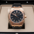 AUDEMARS PIGUET ROYAL OAK CUERO GENUINO NEGRO